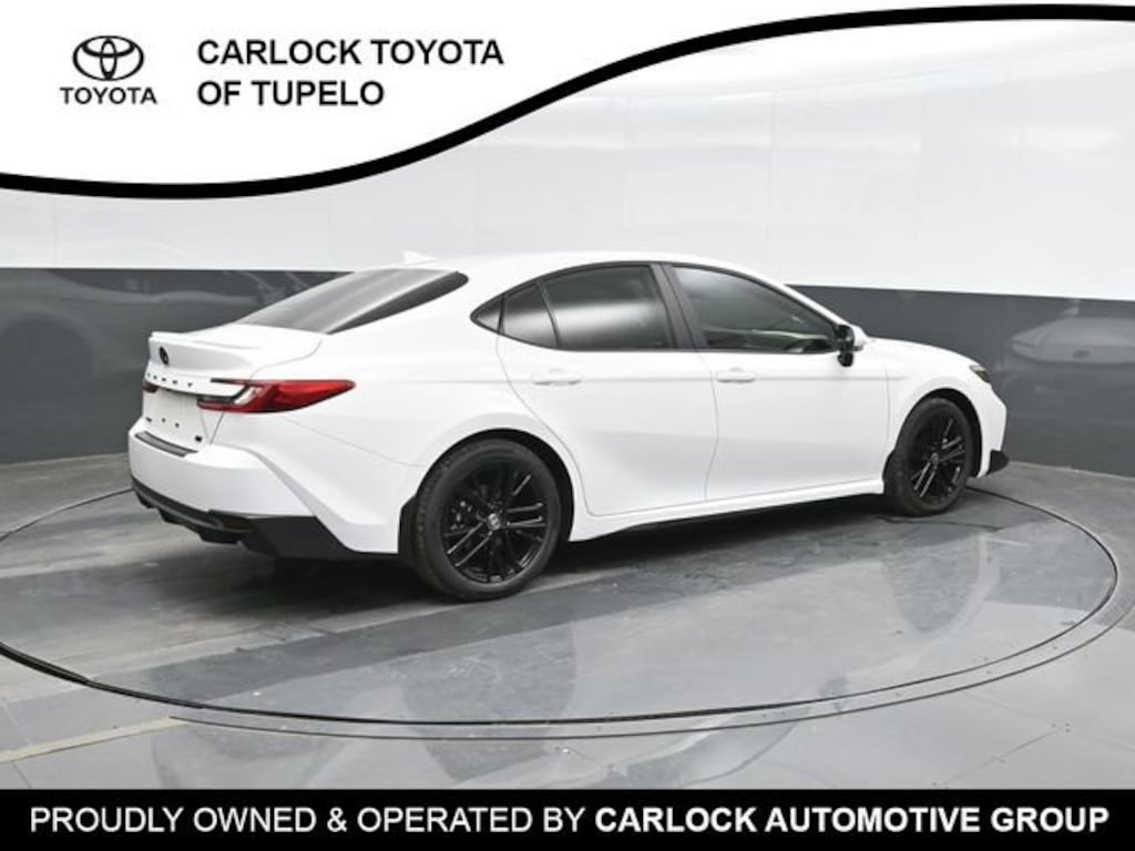 Used 2025 Toyota Camry SE Sedan