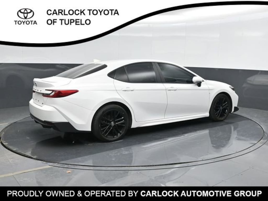 Used 2025 Toyota Camry SE Sedan