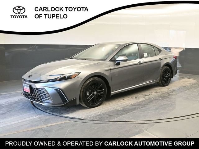 2026 Toyota Camry SE's photo