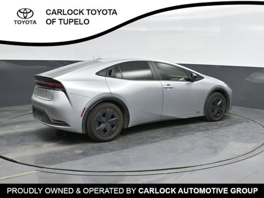 Used 2024 Toyota Prius XLE Hatchback