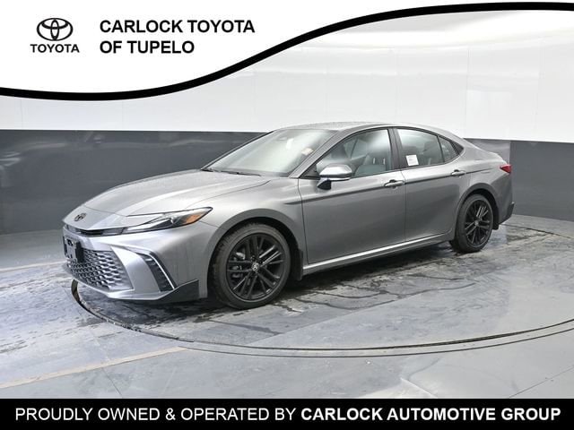2026 Toyota Camry SE's photo