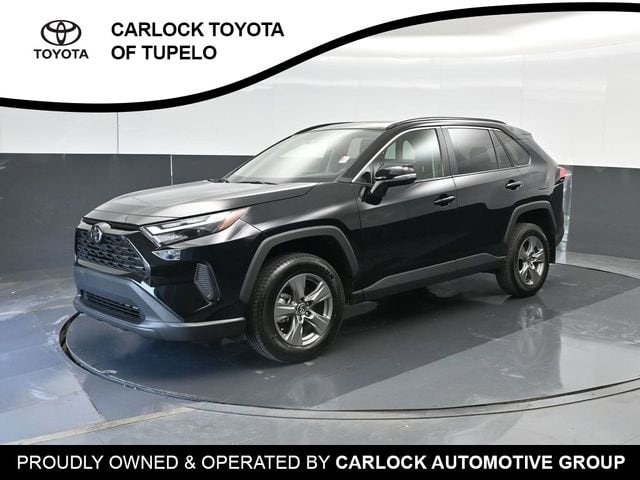 2025 Toyota RAV4 XLE FWD's photo