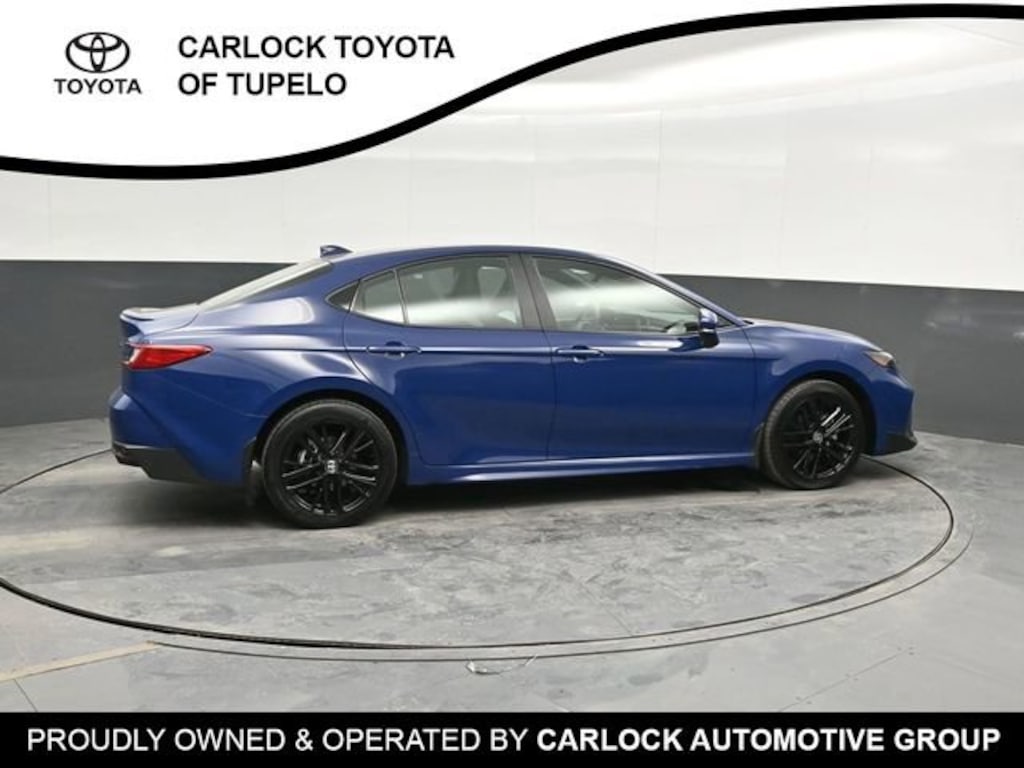 Used 2025 Toyota Camry SE Sedan