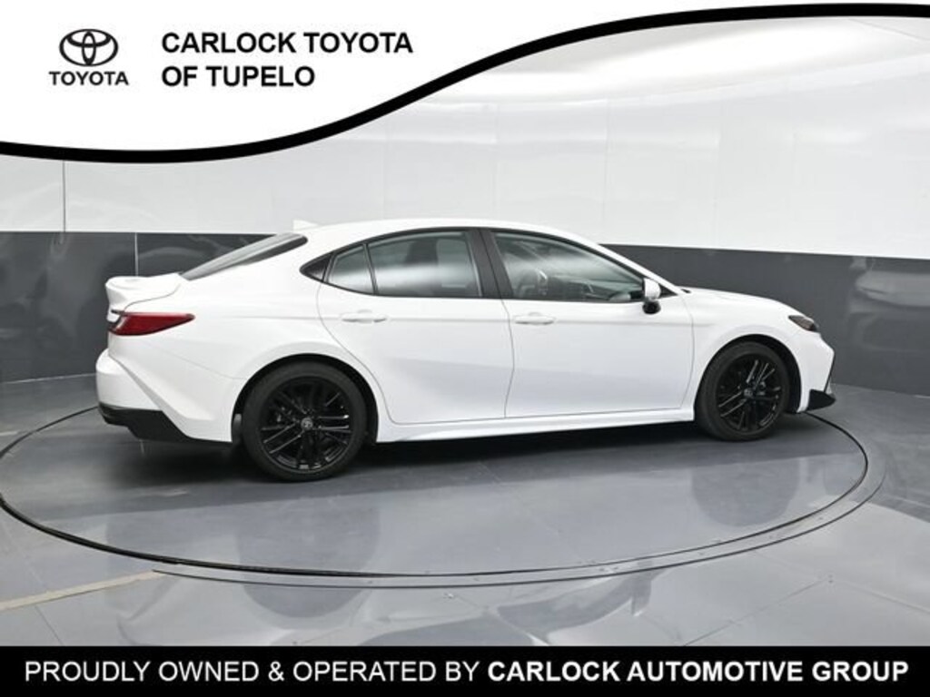 Used 2026 Toyota Camry SE Sedan