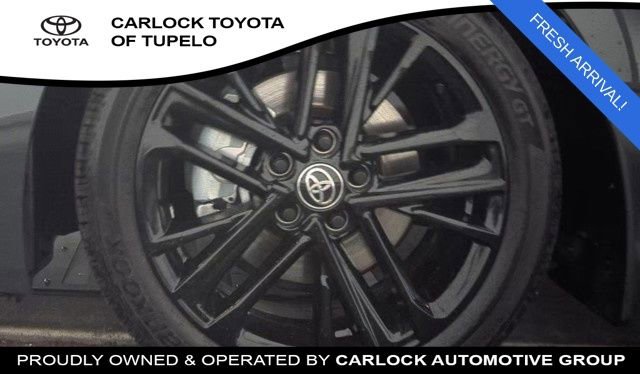 2025 Toyota Camry SE - Photo 6