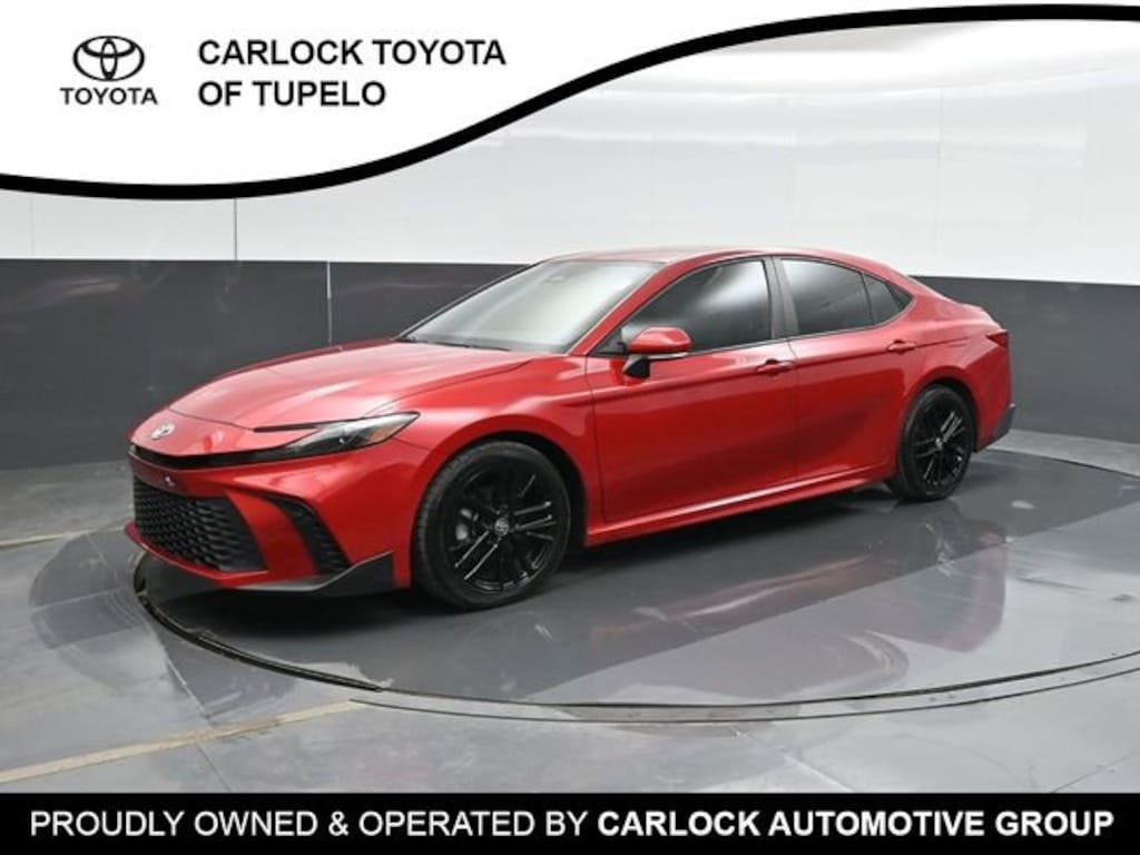 Used 2025 Toyota Camry SE Sedan