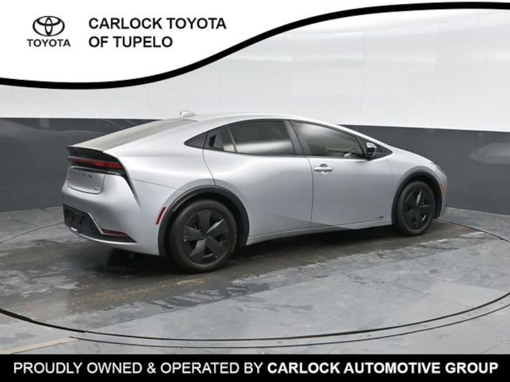 Used 2024 Toyota Prius XLE Hatchback