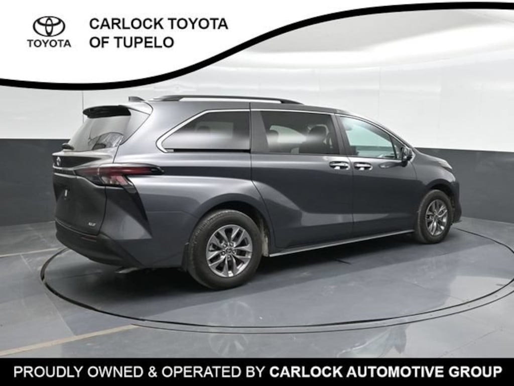 Used 2025 Toyota Sienna XLE 8 Passenger Van Passenger Van