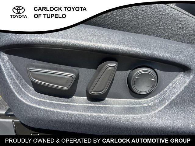 2026 Toyota Camry SE - Photo 30