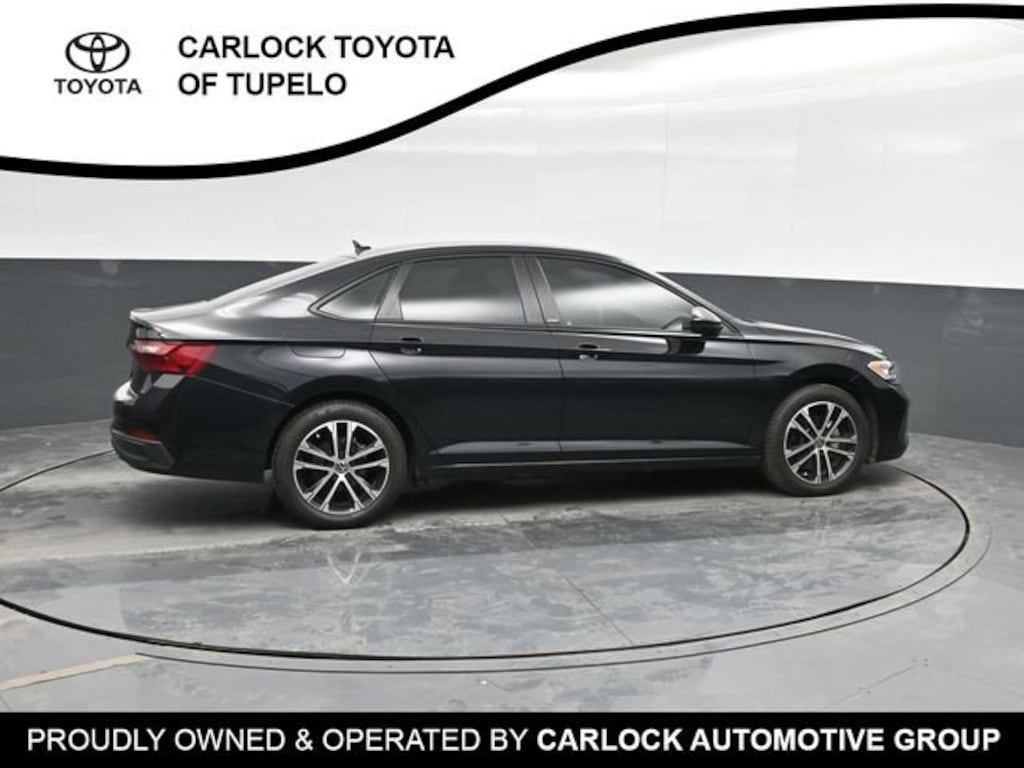 Used 2024 Volkswagen Jetta 1.5T Sport Sedan