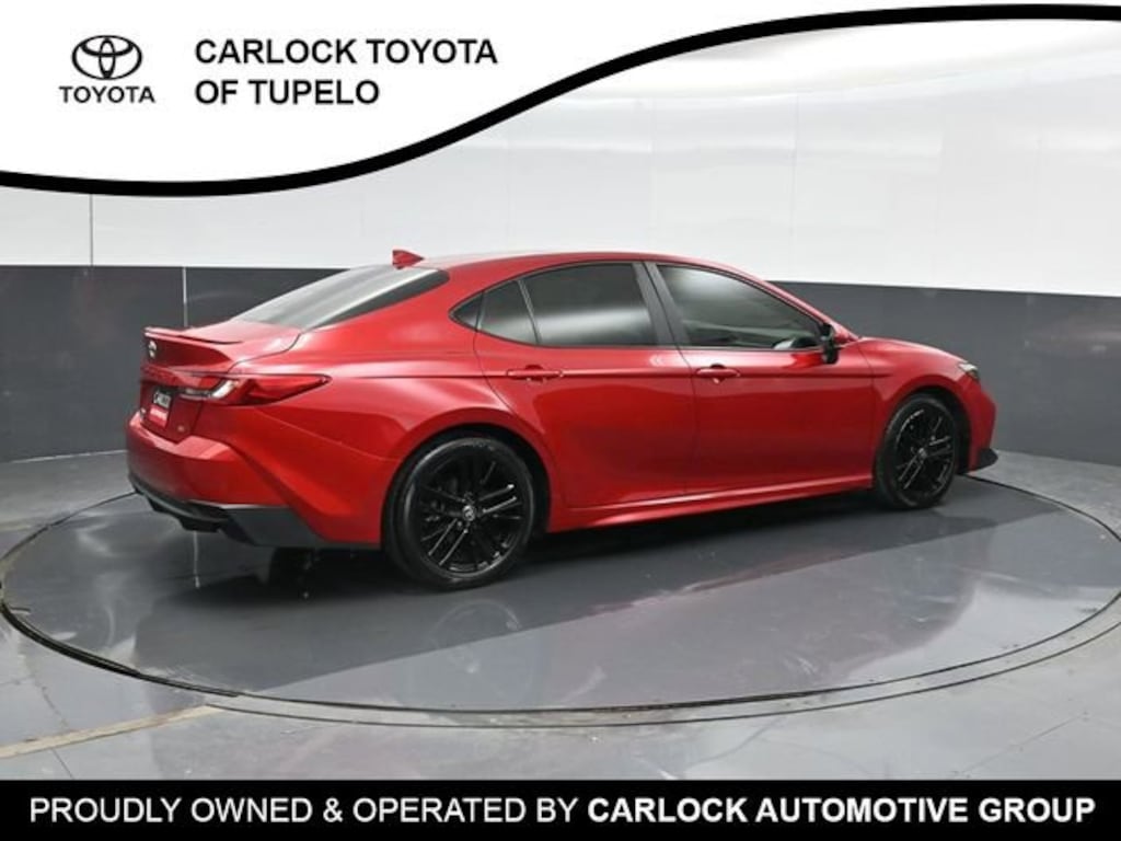 Used 2025 Toyota Camry SE Sedan