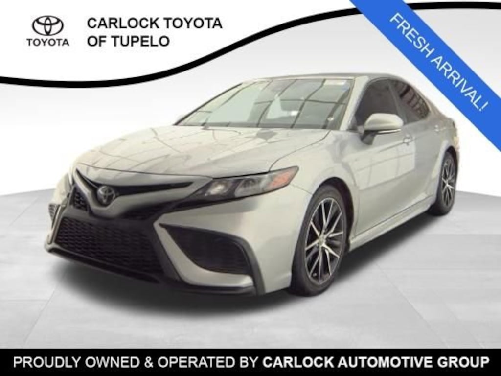 Used 2024 Toyota Camry SE Sedan