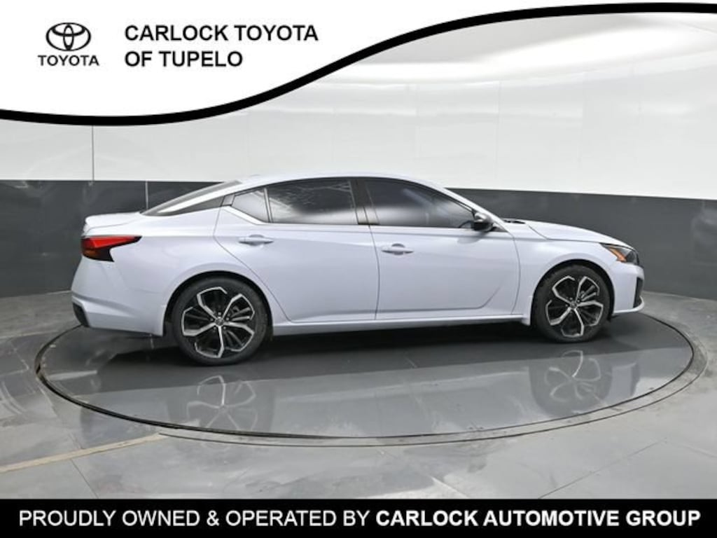 Used 2023 Nissan Altima 2.5 SR Sedan