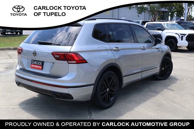 2022 Volkswagen Tiguan SE R-Line Black photo 2