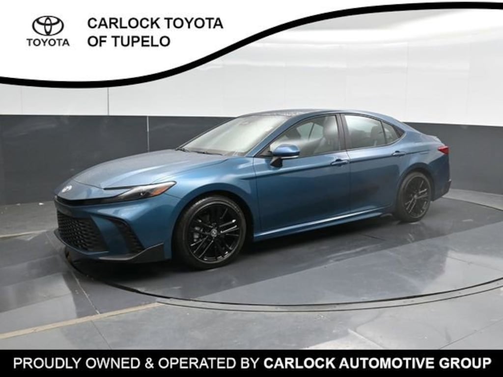 Used 2025 Toyota Camry SE Sedan