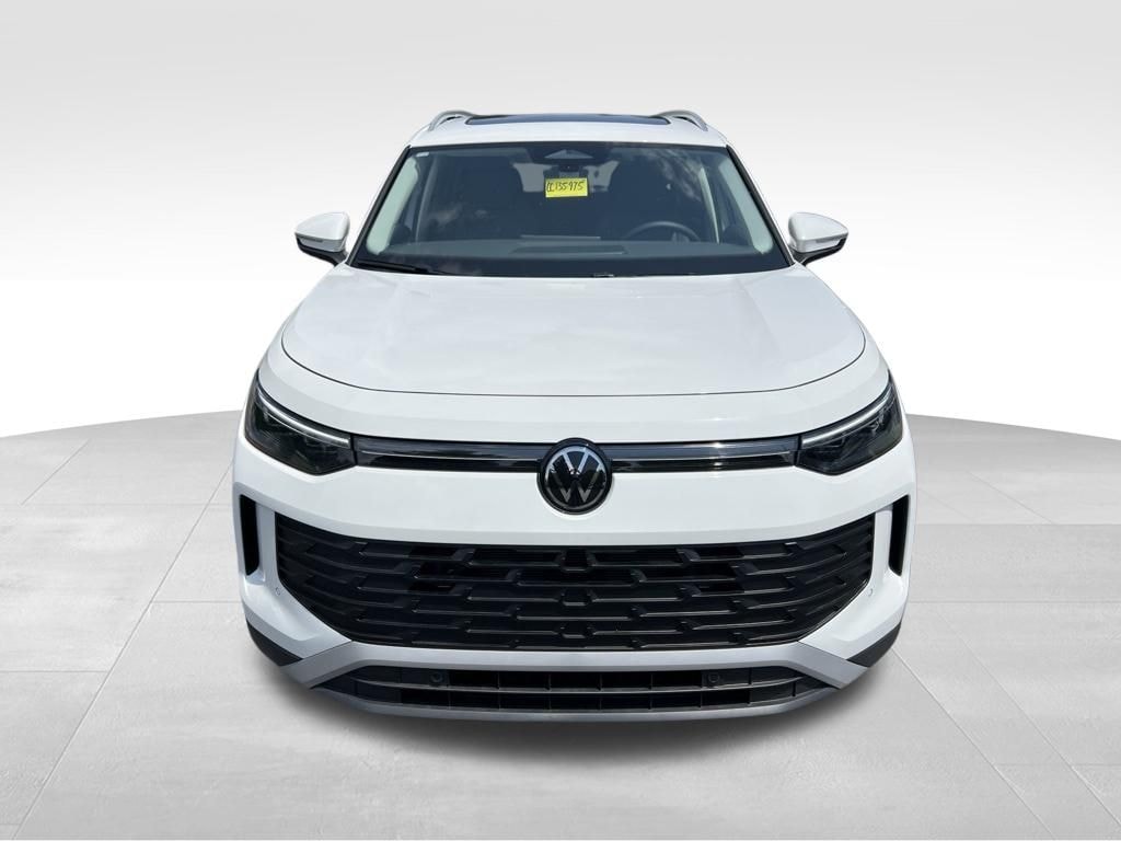 New 2026 Volkswagen Tiguan SE SUV
