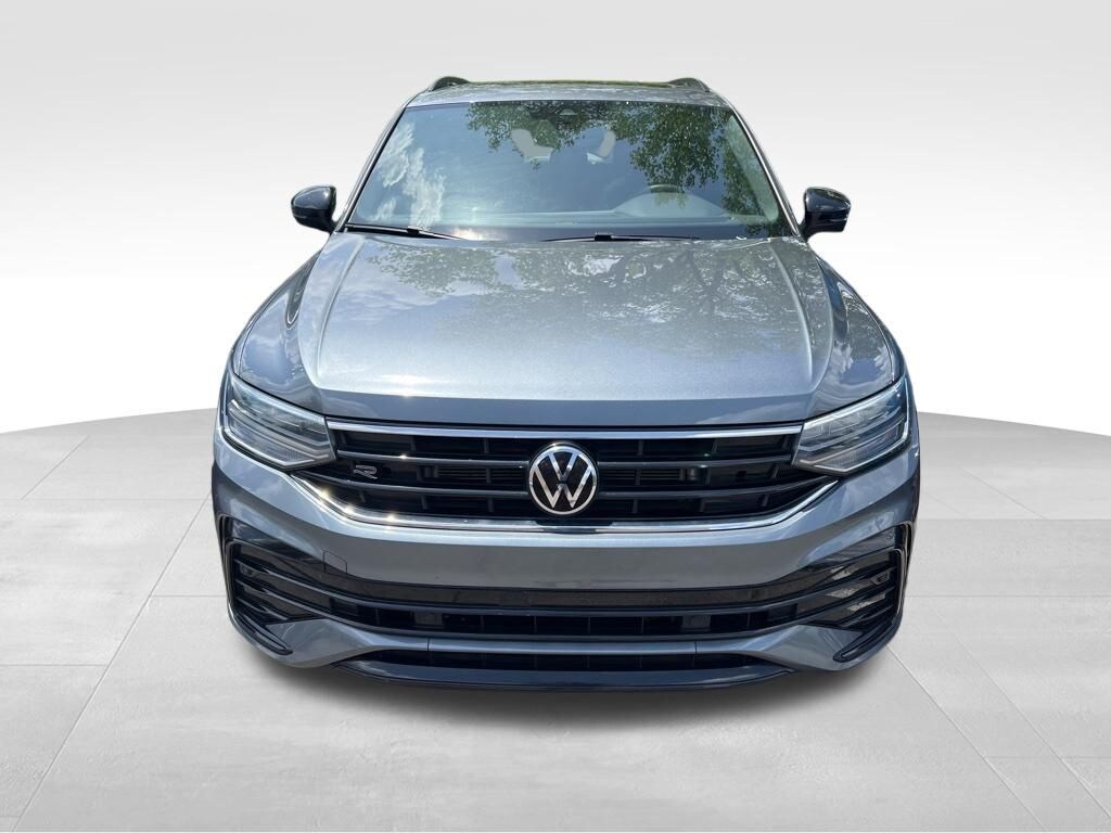 Certified 2023 Volkswagen Tiguan 2.0T SE R-Line Black SUV
