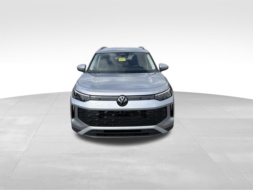 Certified 2025 Volkswagen Tiguan 2.0T SE SUV