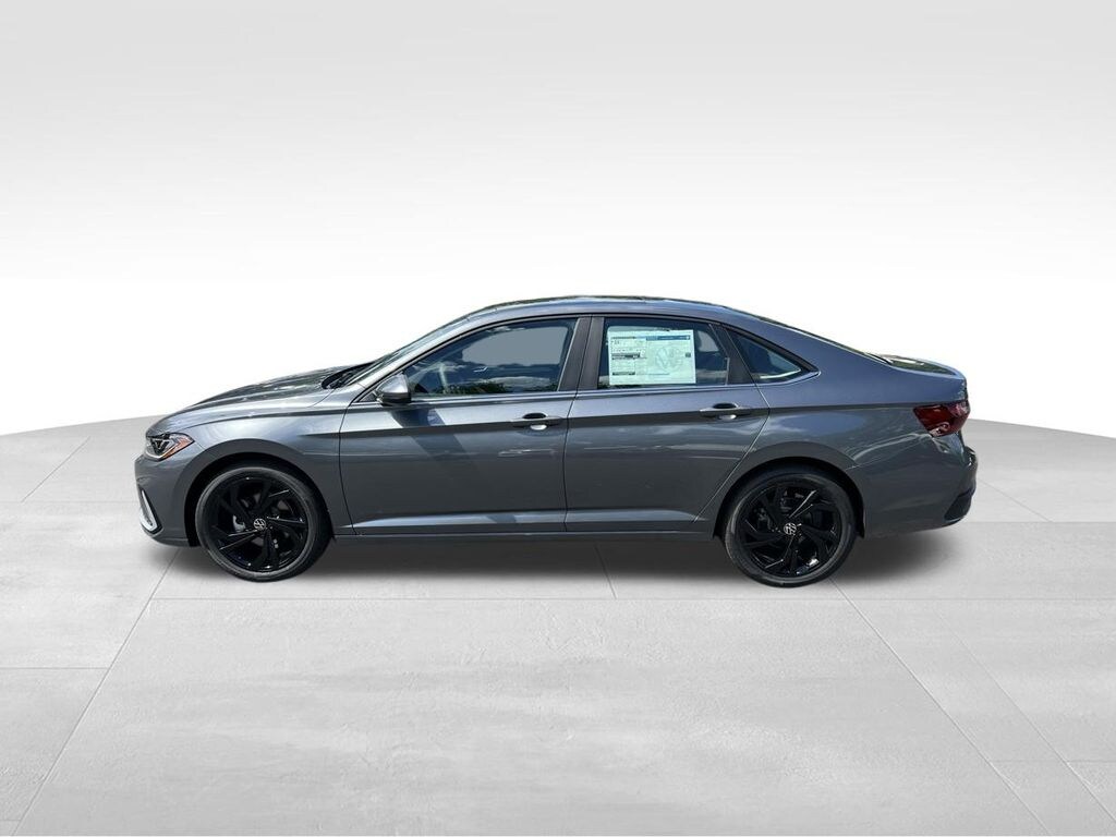 New 2026 Volkswagen Jetta 1.5T SE Sedan