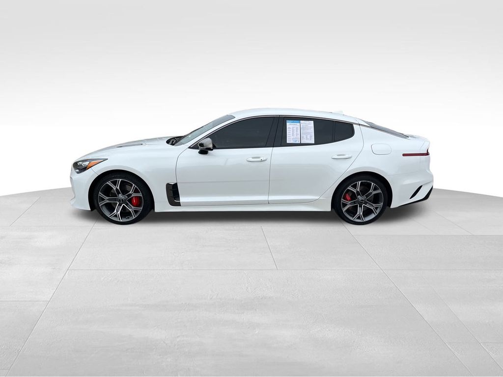 2020 Kia Stinger GT photo 3