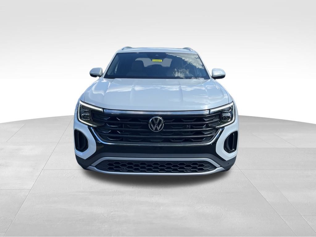 2026 Volkswagen Atlas Cross Sport SE Technology photo 2