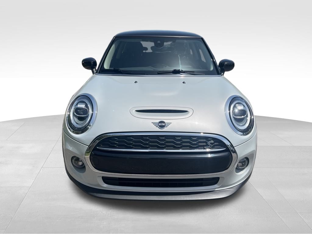 Used 2021 MINI Hardtop 2 Door SE with VIN WMWXP3C05M2N33640 for sale in Franklin, TN