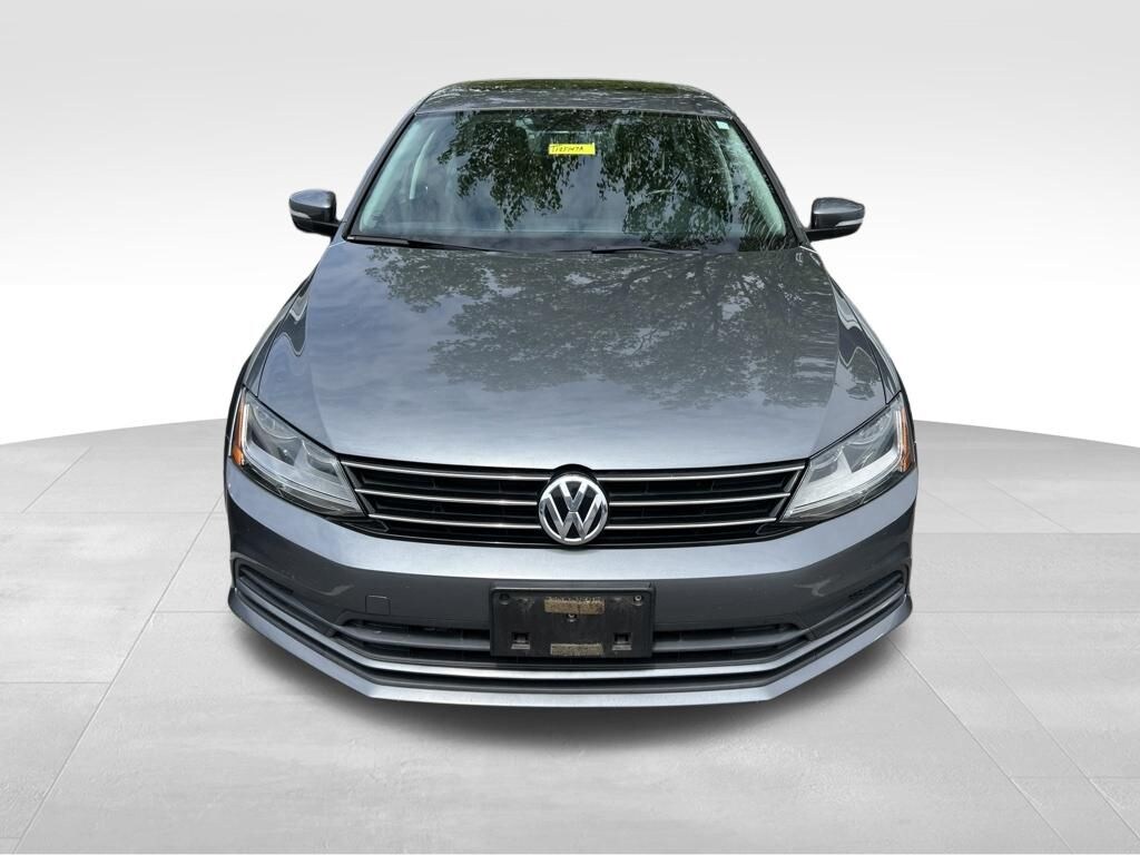 Used 2017 Volkswagen Jetta 1.4T SE Sedan