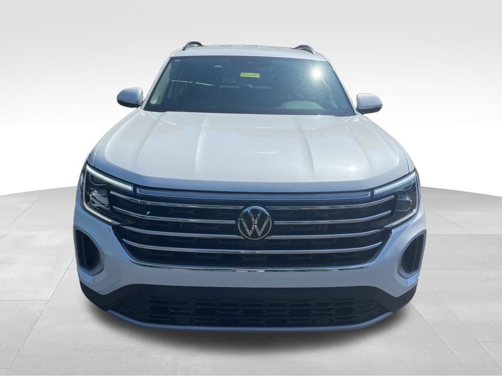 2026 Volkswagen Atlas SE Technology photo 2