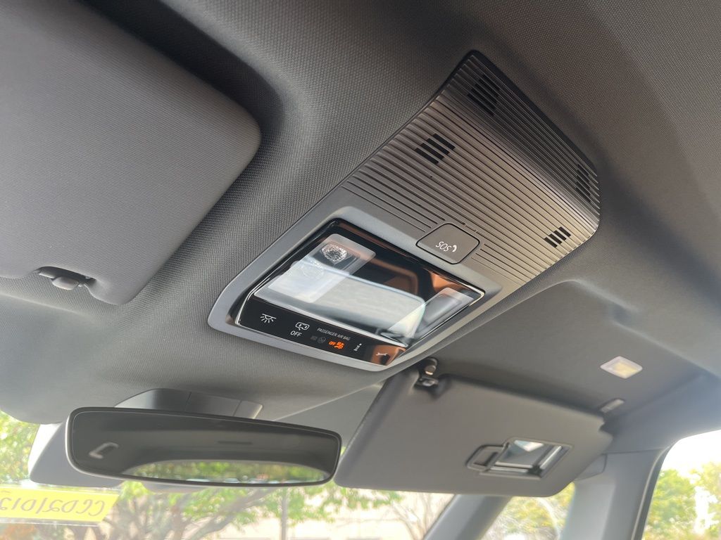 2025 Volkswagen ID. Buzz PRO S - Photo 22