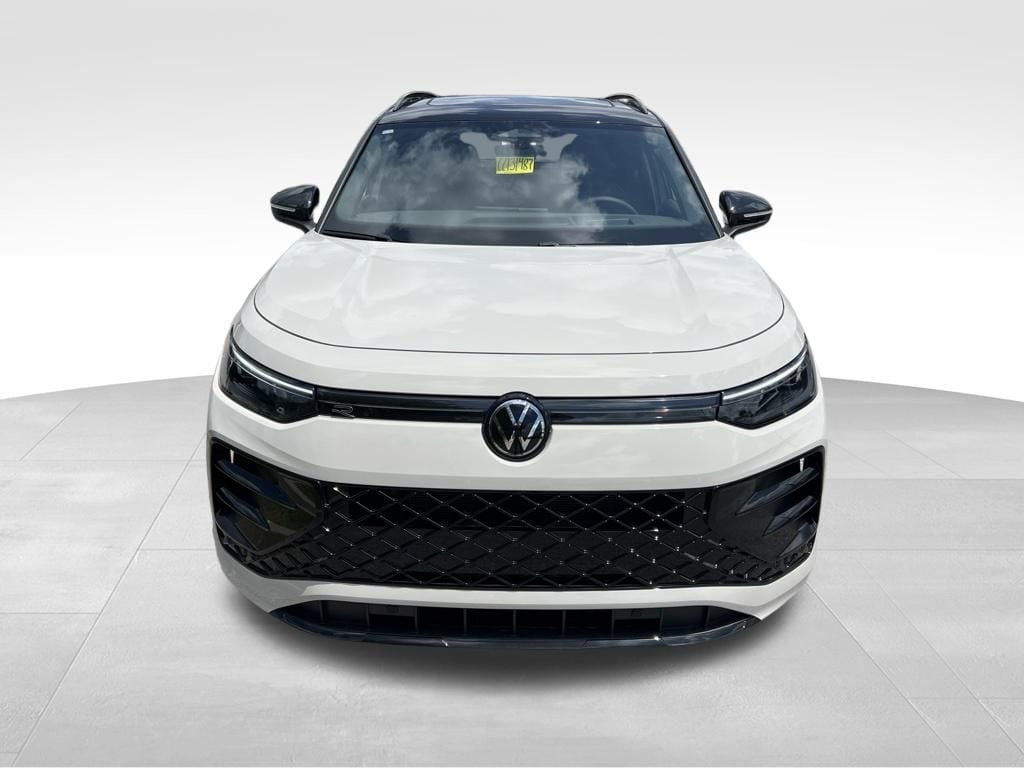 New 2026 Volkswagen Tiguan 2.0T SE R-Line Black SUV