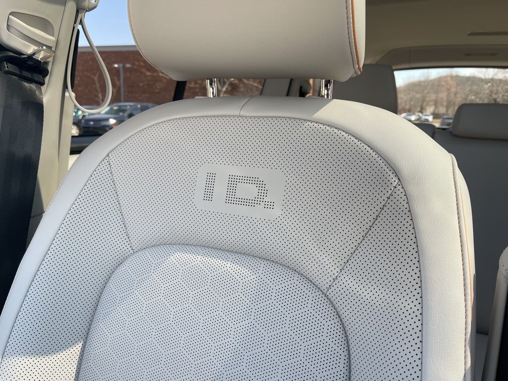 2025 Volkswagen ID. Buzz 1st Edition - Photo 21