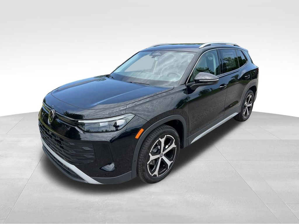 2026 Volkswagen Tiguan 2.0T SE's photo