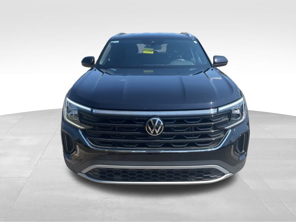 Certified 2024 Volkswagen Atlas Cross Sport 2.0T SE w/Technology SUV
