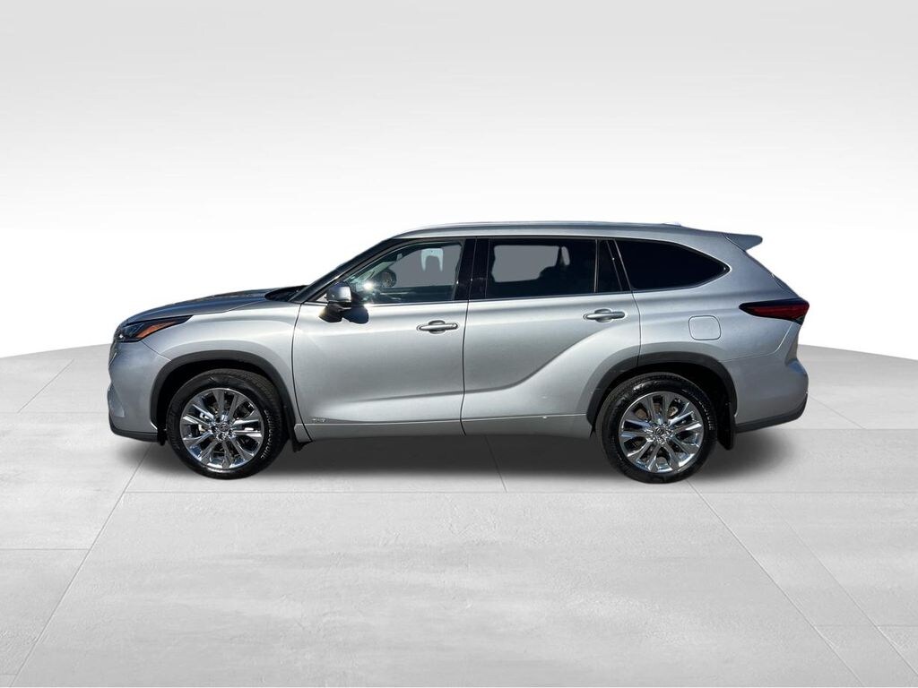 Used 2023 Toyota Highlander Hybrid Limited SUV