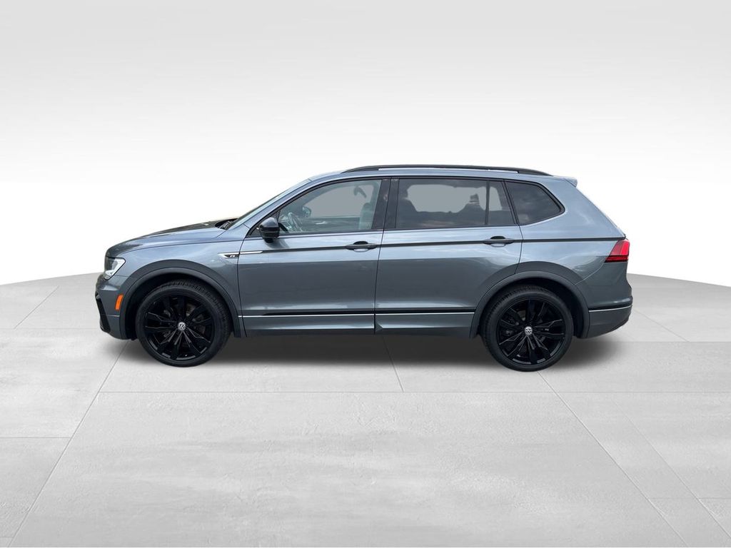 2021 Volkswagen Tiguan SE R-Line Black photo 3