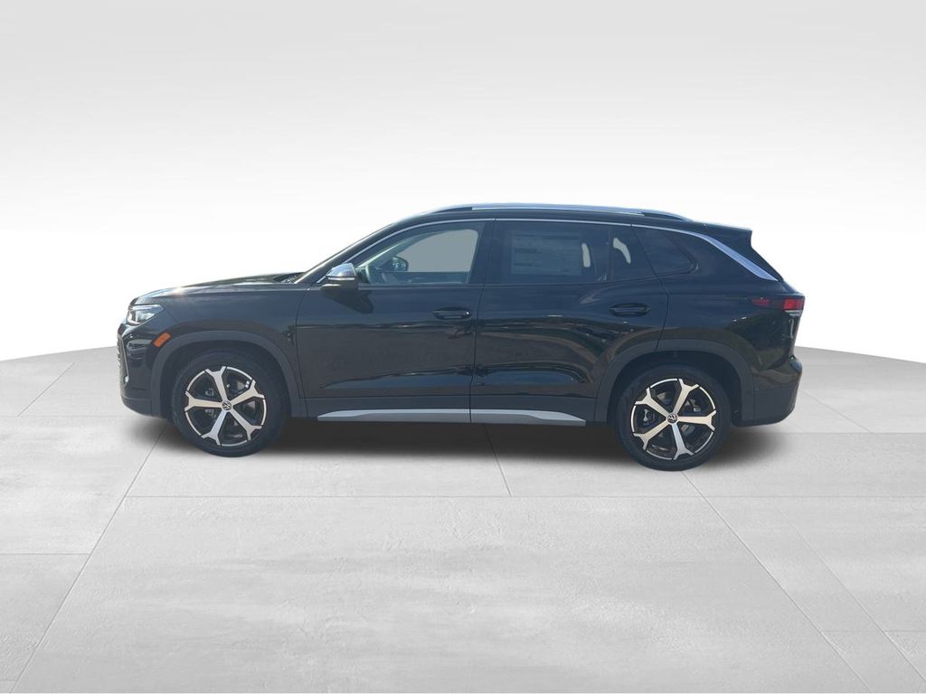 2025 Volkswagen Tiguan SE photo 3