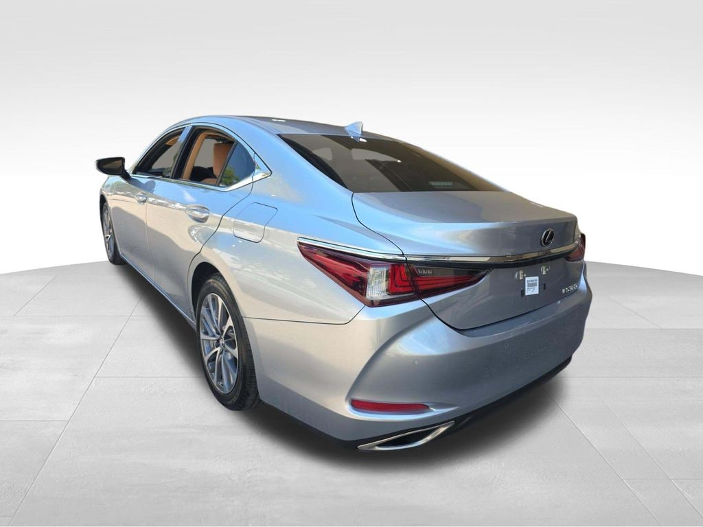 Used 2023 Lexus ES 350 Sedan