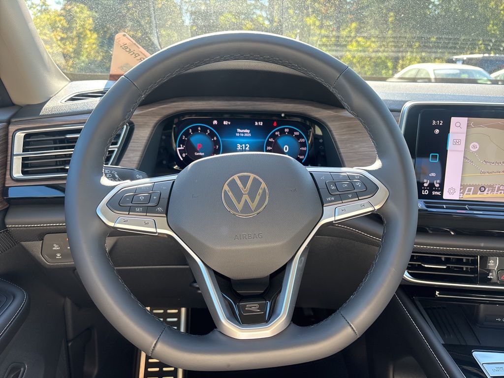 2026 Volkswagen Atlas SEL Premium R-Line - Photo 16