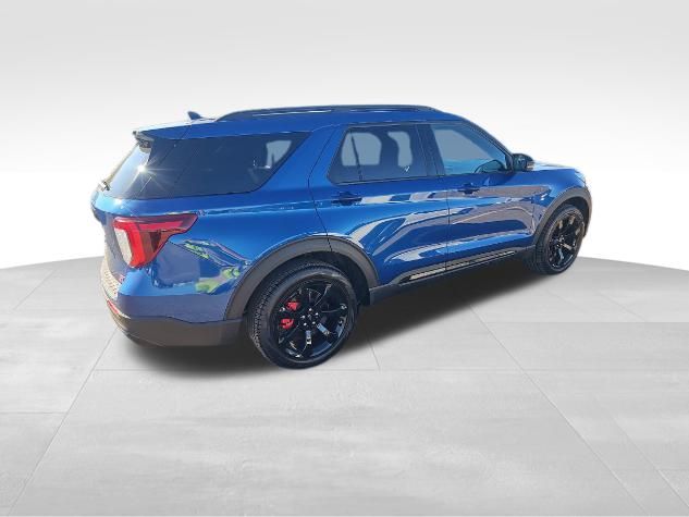 2023 Ford Explorer ST photo 3