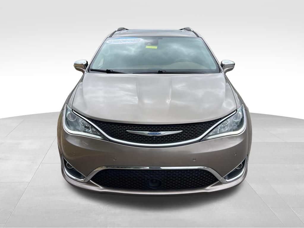 Used 2018 Chrysler Pacifica Limited Van
