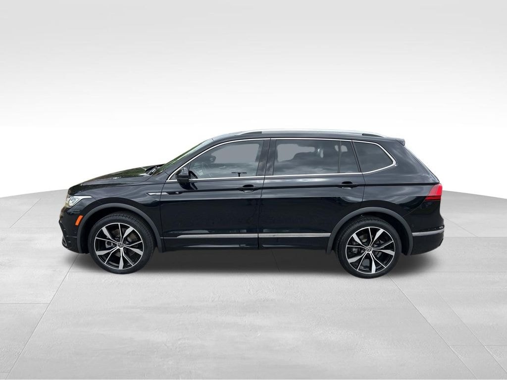 Certified 2022 Volkswagen Tiguan 2.0T SEL R-Line SUV