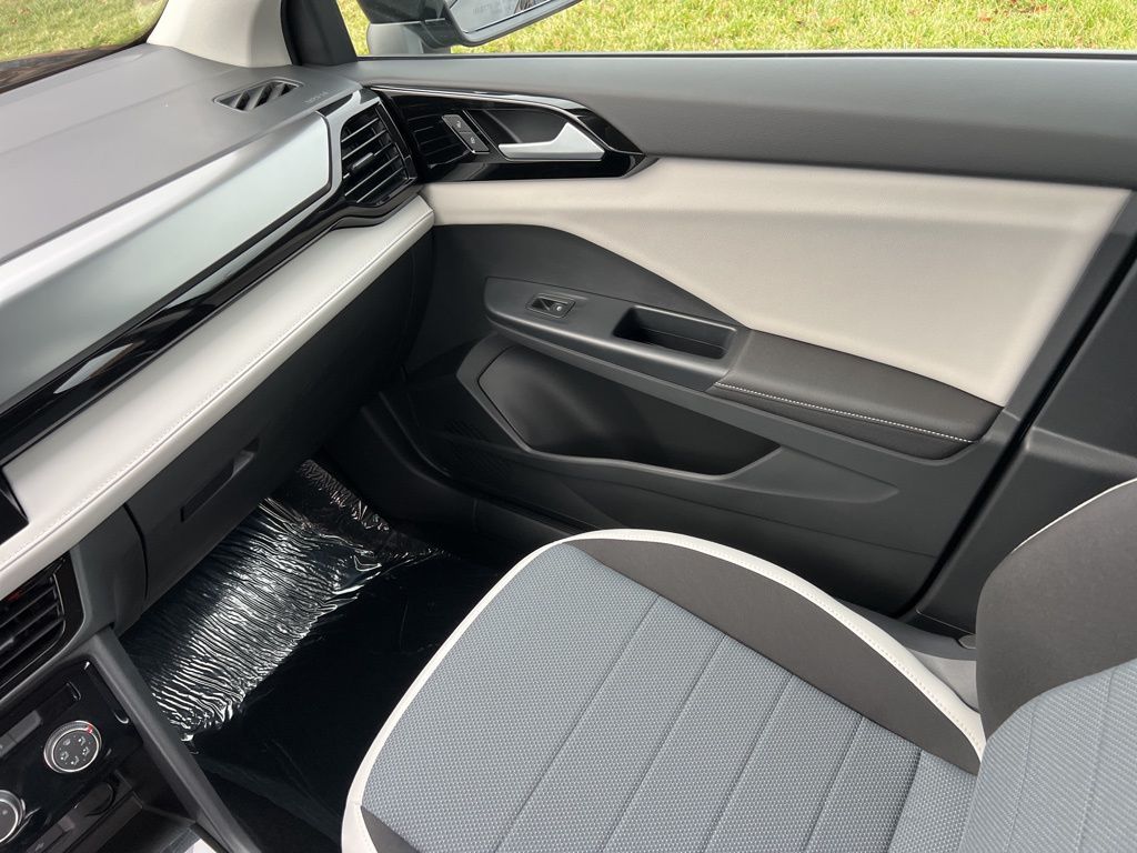 2026 Volkswagen Taos S - Photo 26
