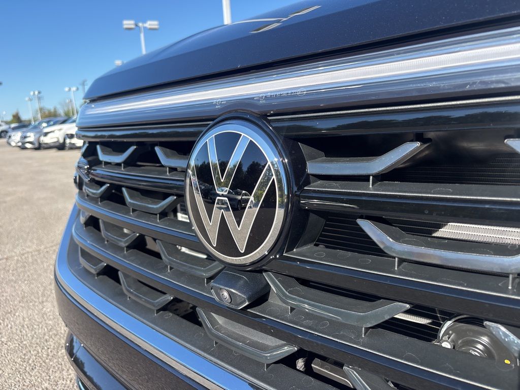 2026 Volkswagen Atlas SEL Premium R-Line - Photo 11