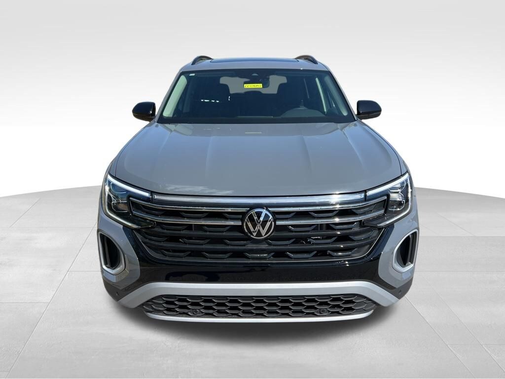 New 2026 Volkswagen Atlas 2.0T Peak Edition SUV