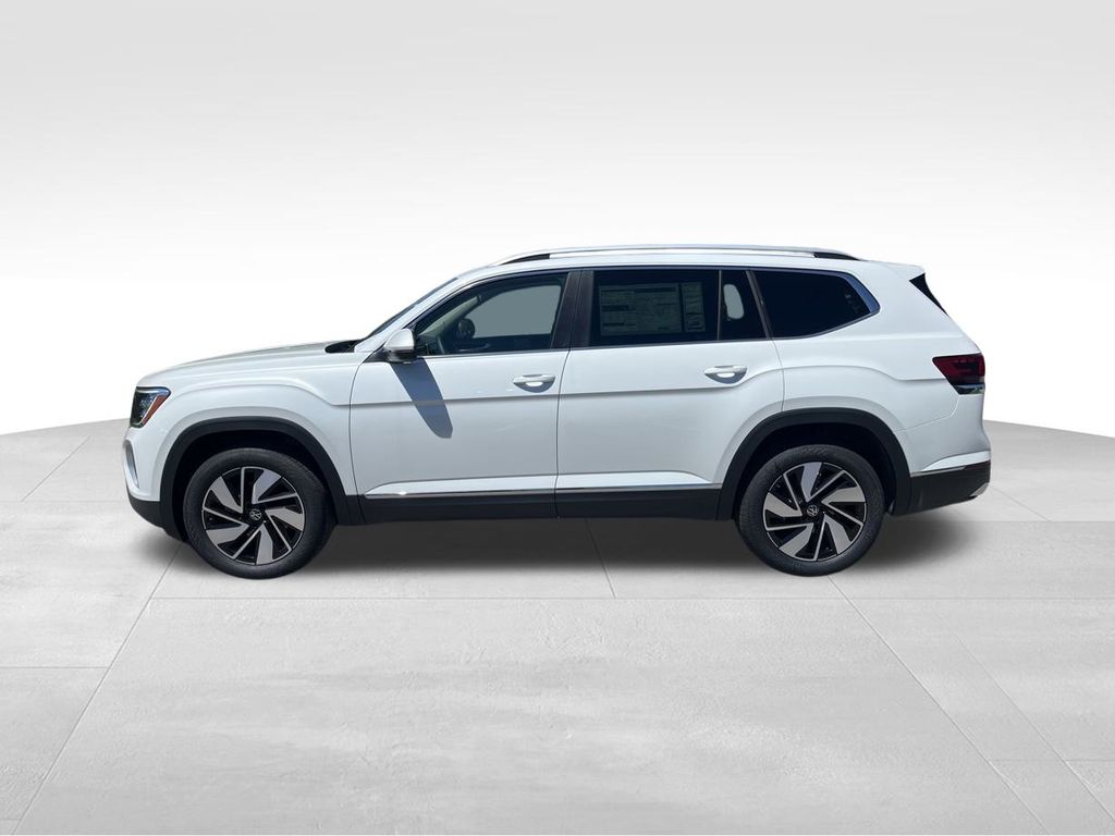 2025 Volkswagen Atlas SEL photo 3