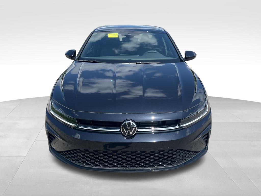 2025 Volkswagen Jetta 1.5T Sport photo 2