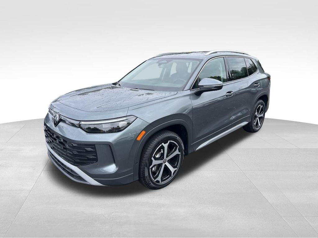 New 2026 Volkswagen Tiguan 2.0T SE SUV