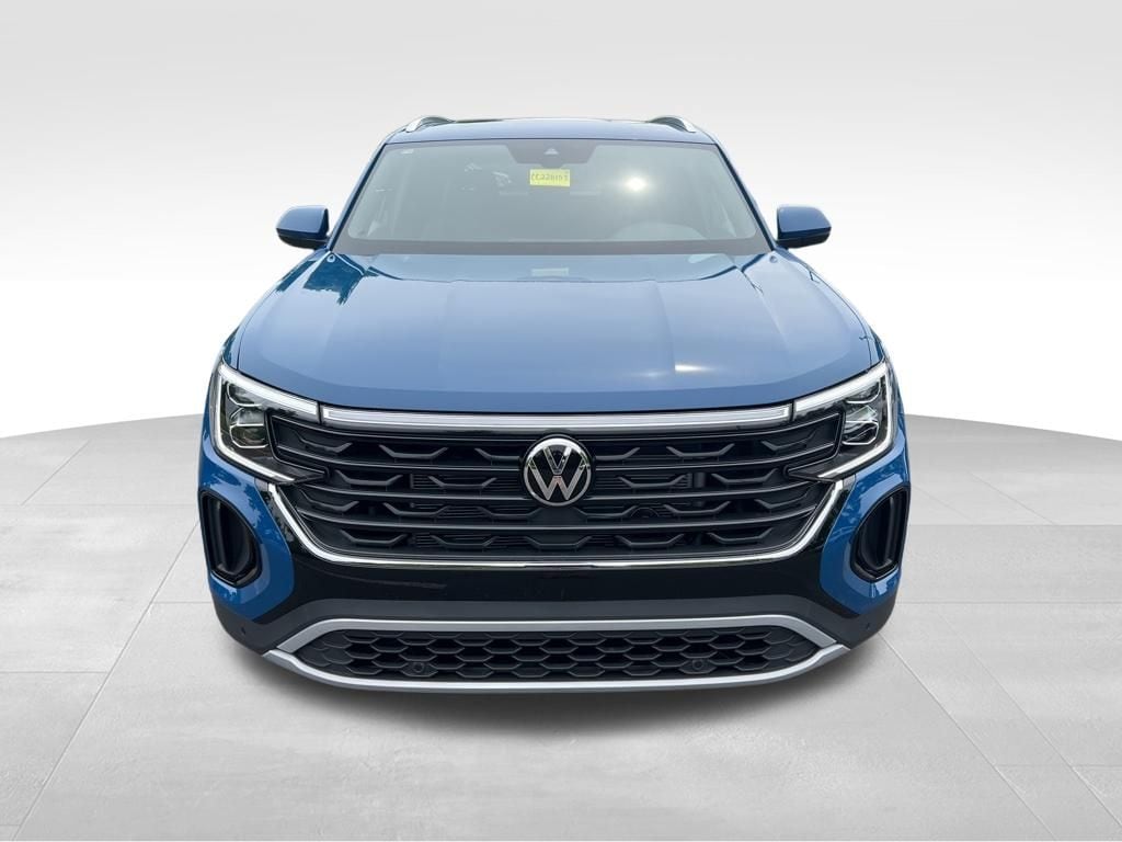 New 2026 Volkswagen Atlas Cross Sport 2.0T SE w/Technology SUV