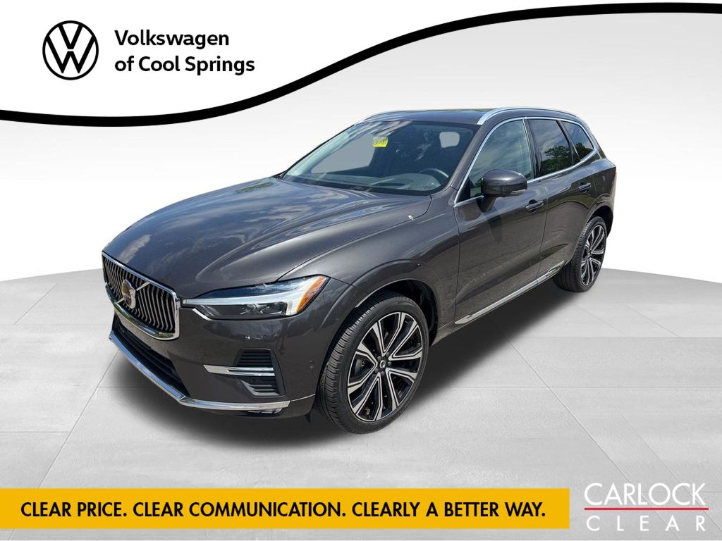 2023 Volvo XC60 B5 Ultimate Bright Theme FWD's photo