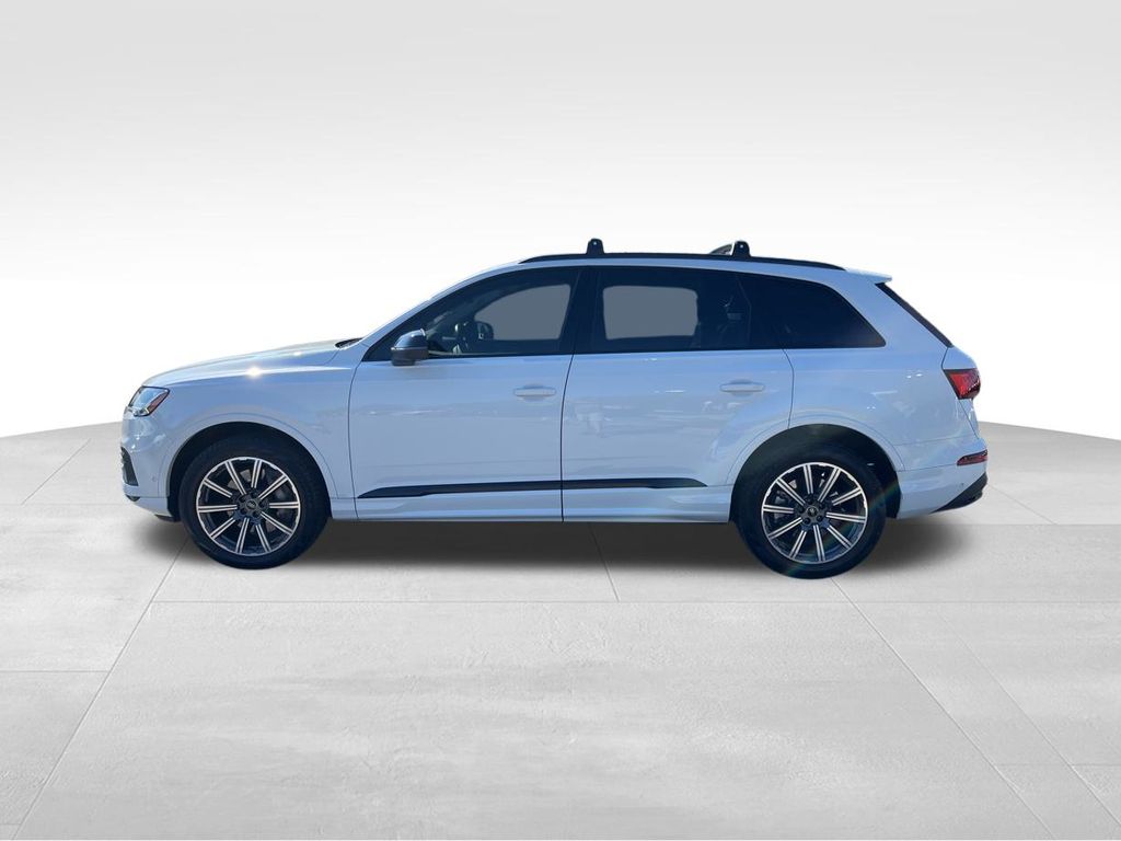 2024 Audi Q7 45 Premium Plus photo 3